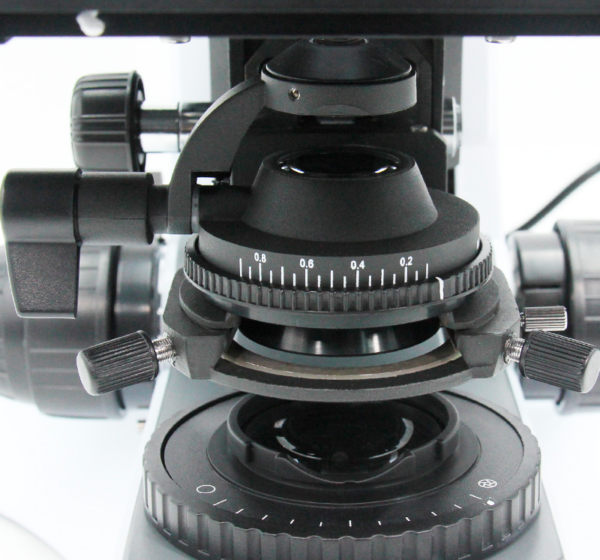 Trinocular Laboratory Microscope  YG0647 - Image 5
